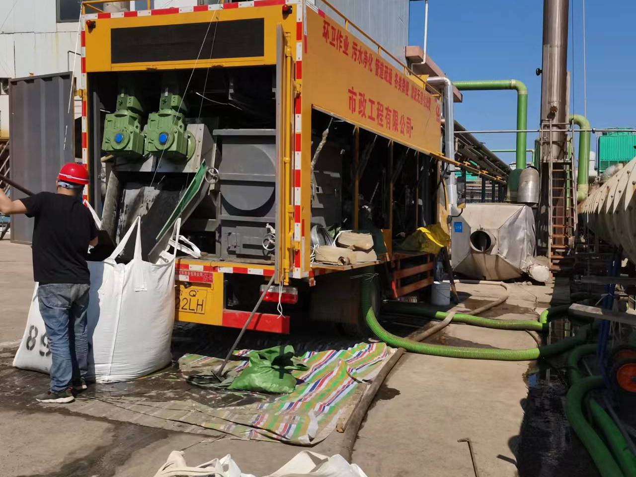 仓山淤泥压干处理